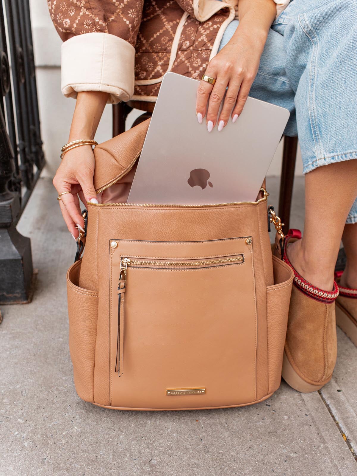 Commuter Backpack Mocha Mousse - Image 4