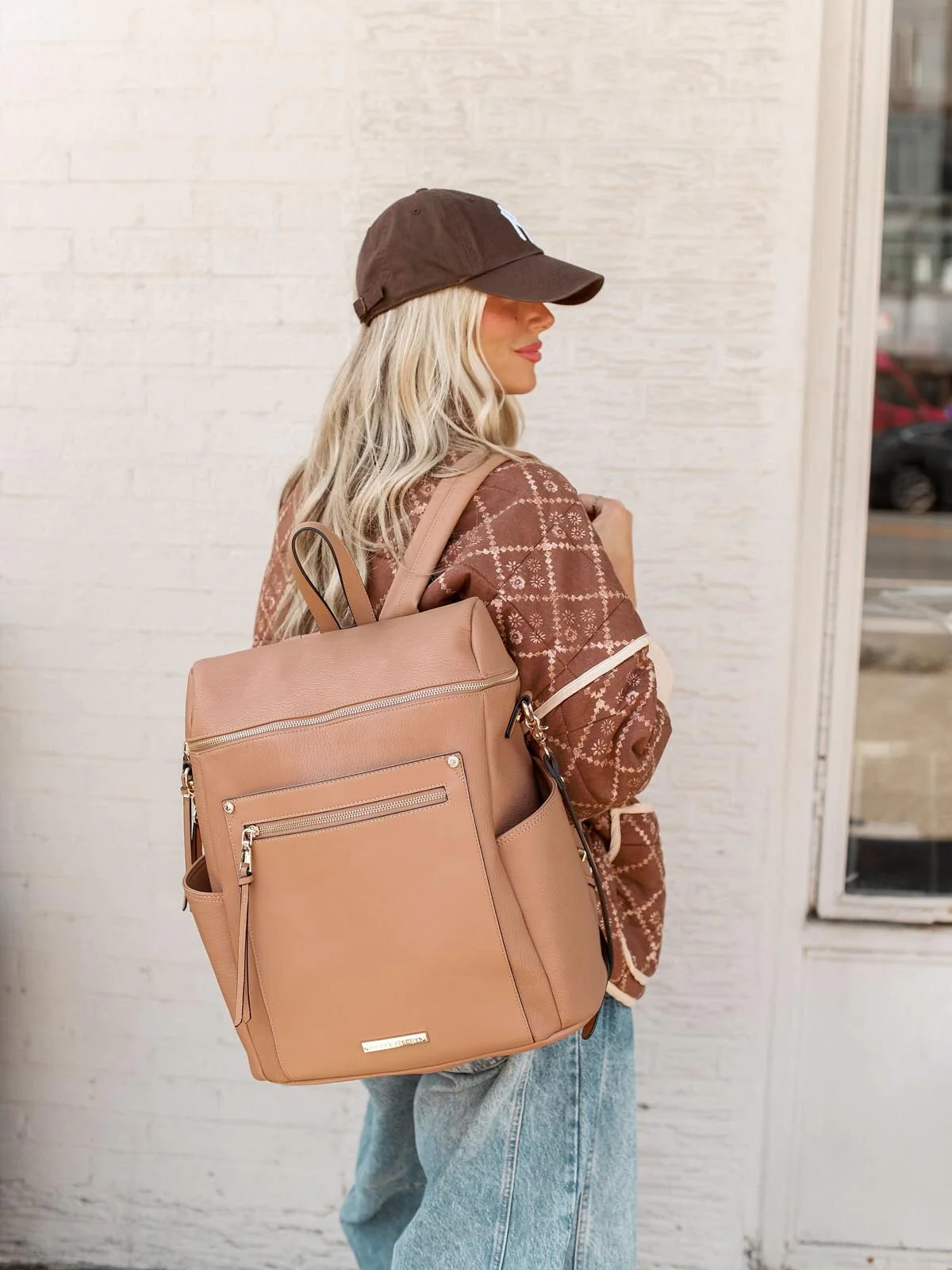 Commuter Backpack Mocha Mousse - Image 7