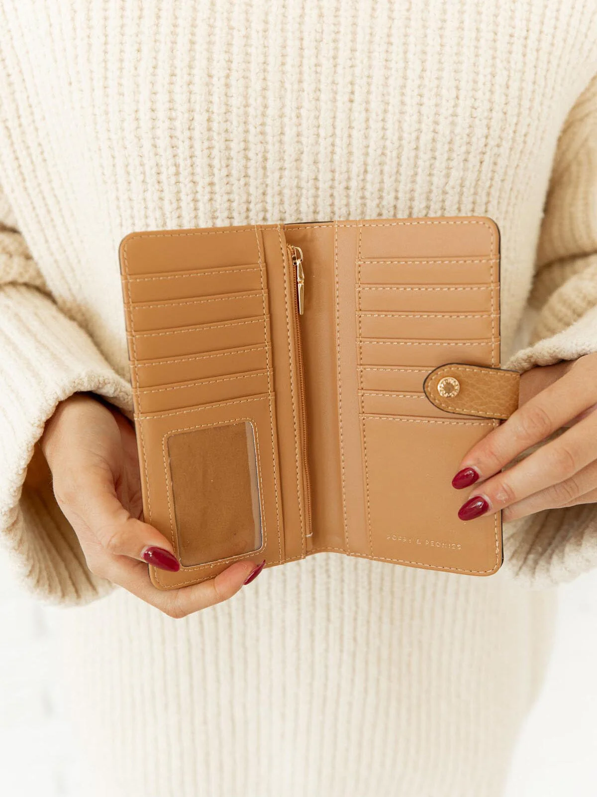 Go Anywhere Wallet Camel - Image 4
