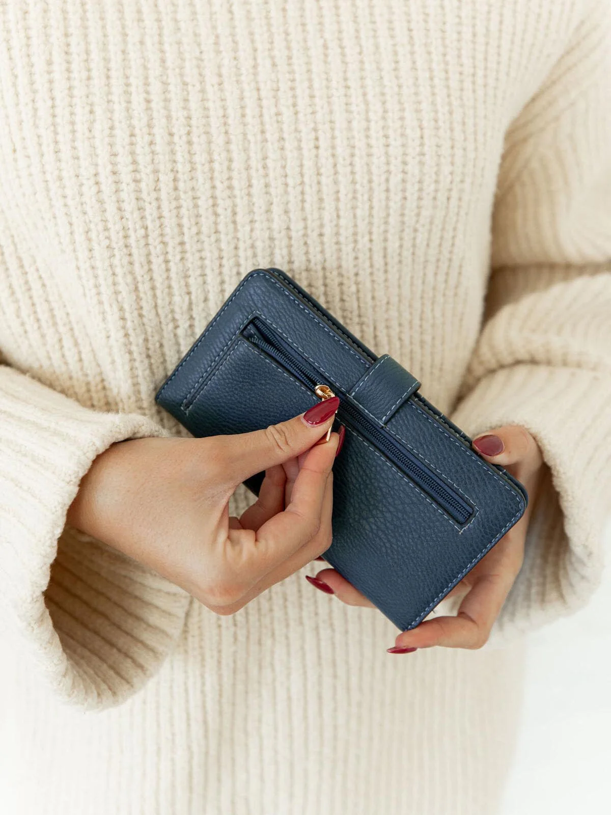 Go Anywhere Wallet Navy - Image 4