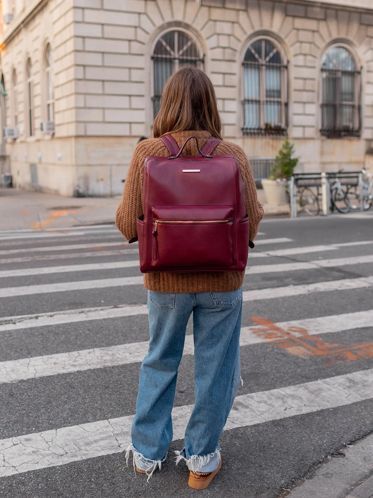 Nomad Backpack Berry - Image 5