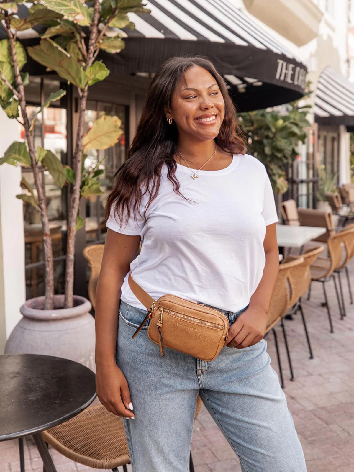 On The Run belt bag vegan leather camel - Image 3