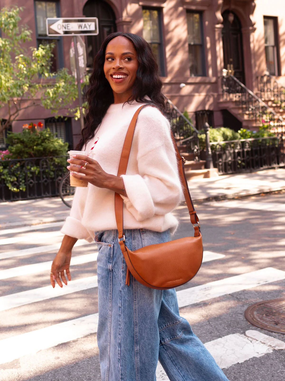 The Eclipse Crossbody Cognac - Image 2