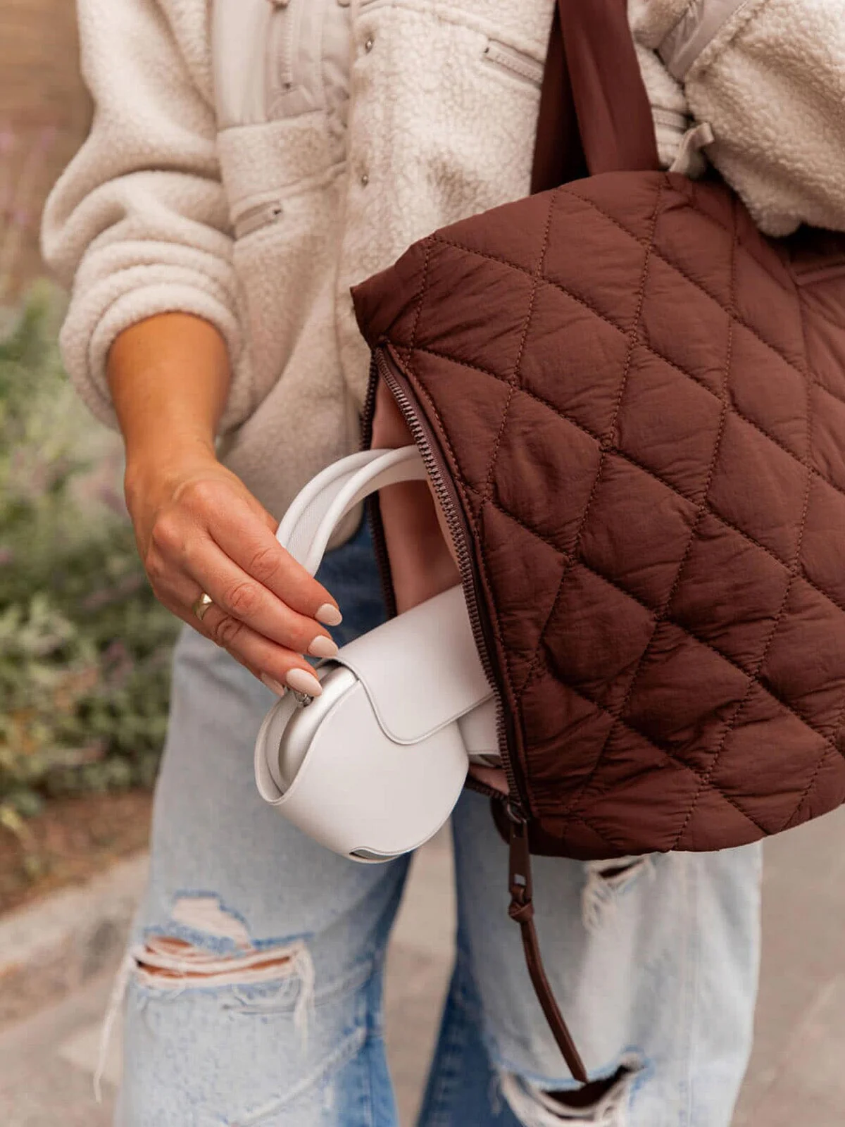 Tote It Espresso - Image 12